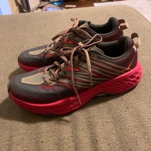 Speedgoat 4 Trail Hoka One One EUC